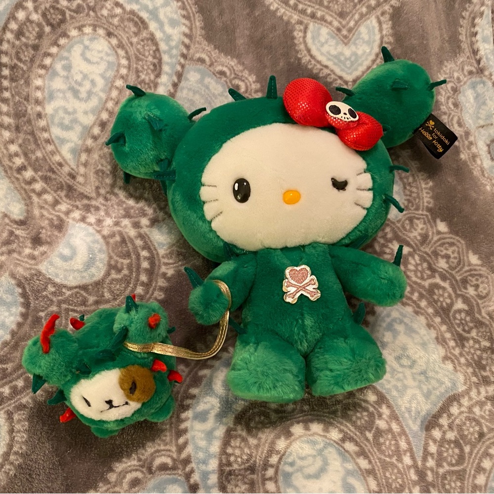 RARE Hello Kitty x tokidoki limited edition Sandy Cactus & Pup
